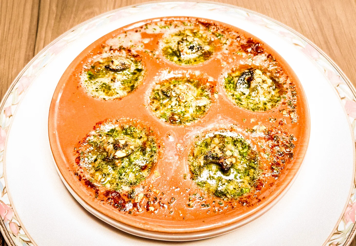 エスカルゴ 香草バター焼き